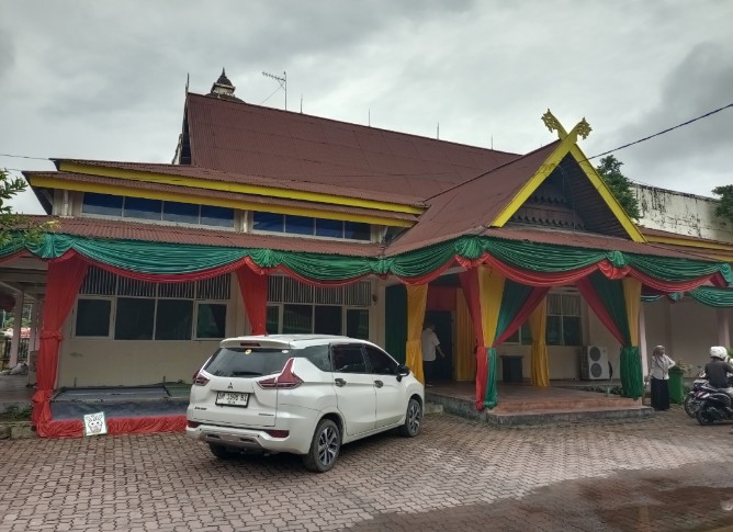 Aula Yazid bin Tomel